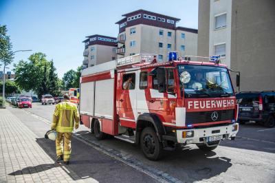 Esslingen-Zollberg: Blumenkasten brennt an Balkon